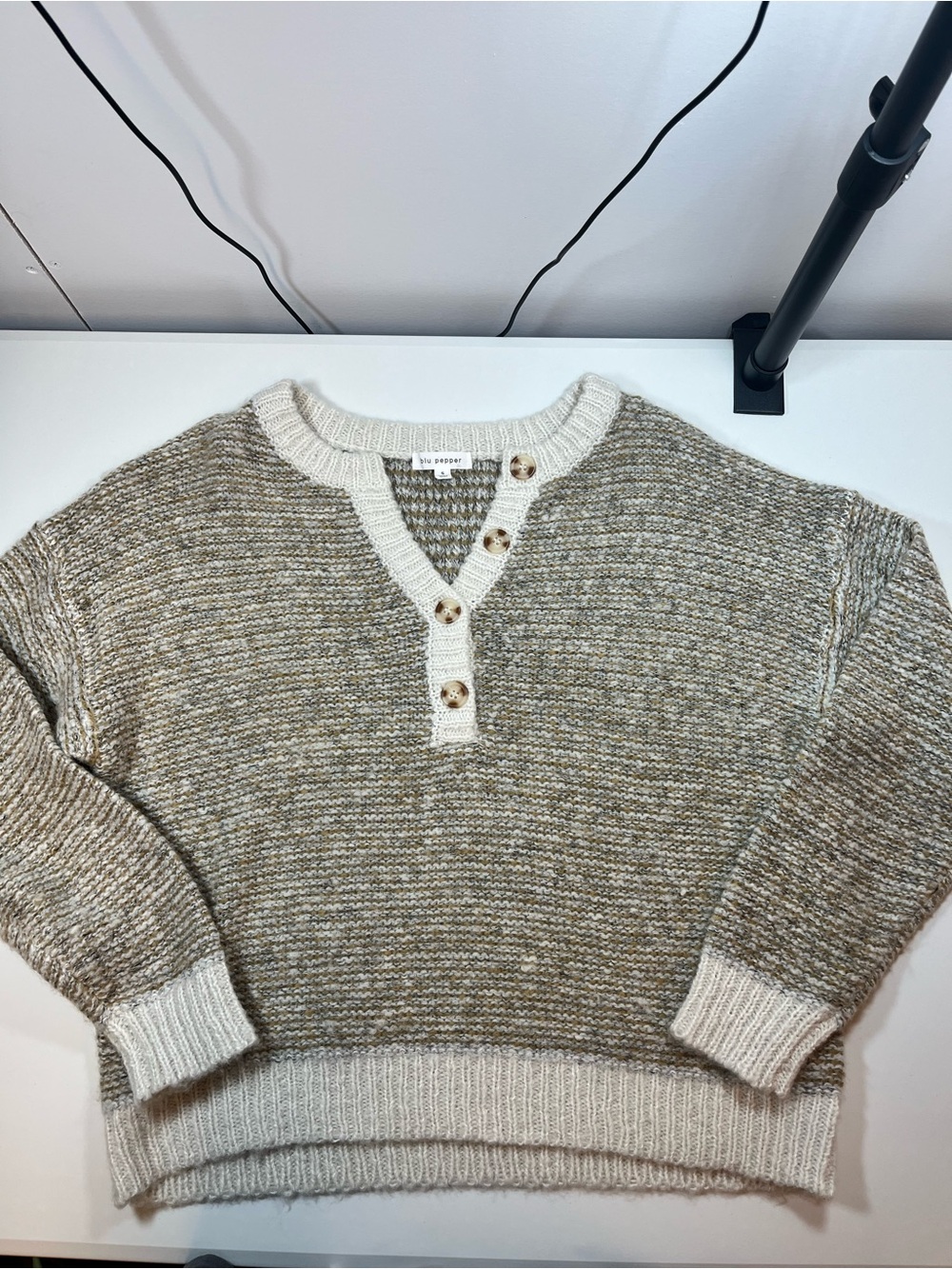 Blu Pepper Chunky Knit Colorblock Henley Sweater Cozy Neutral